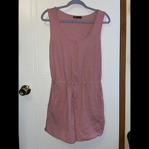 NWOT Pretty Garden Pink Romper SZ M